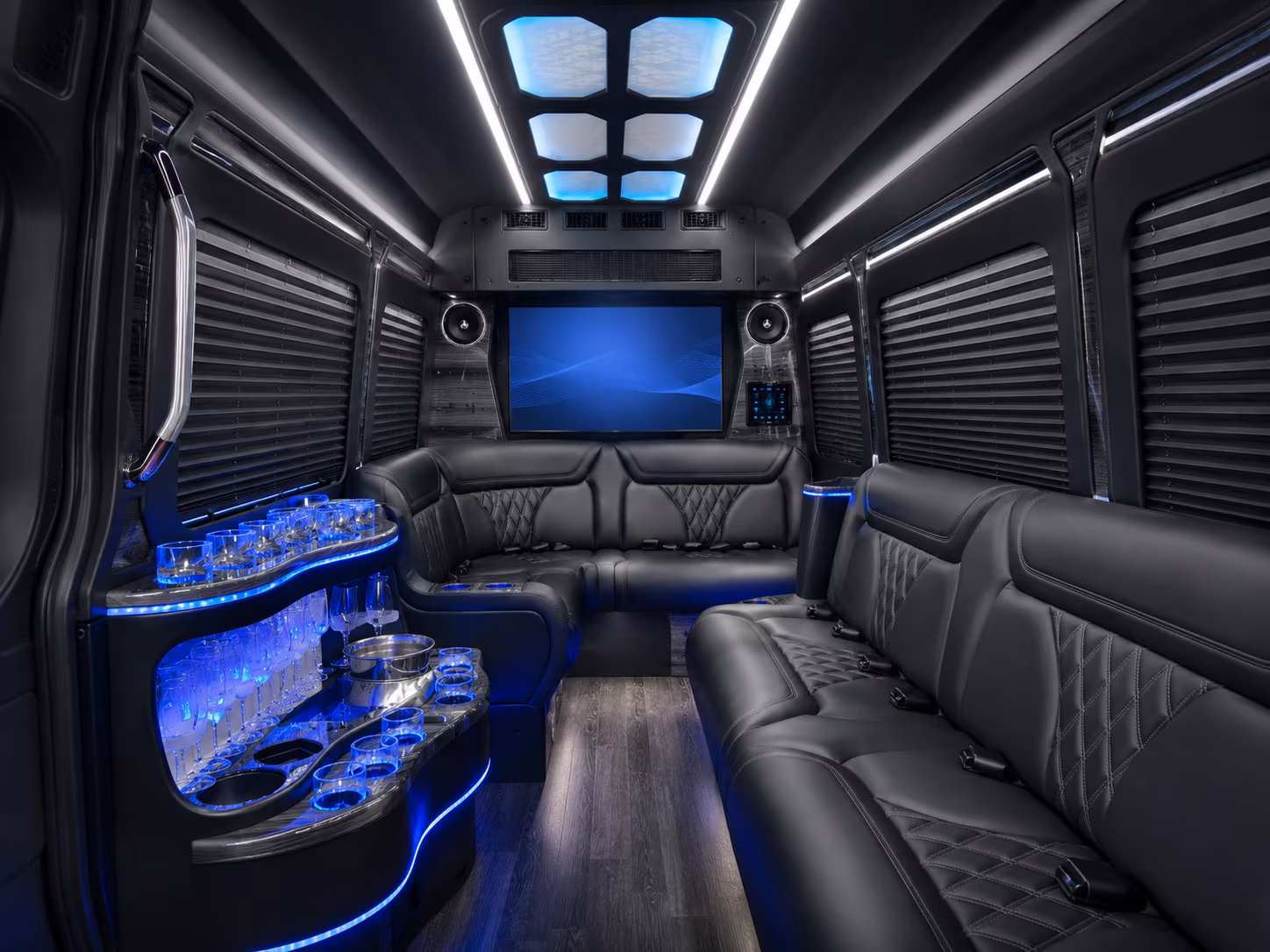 compare buses for shenandoah charlottesville and virginia wine country from manassas