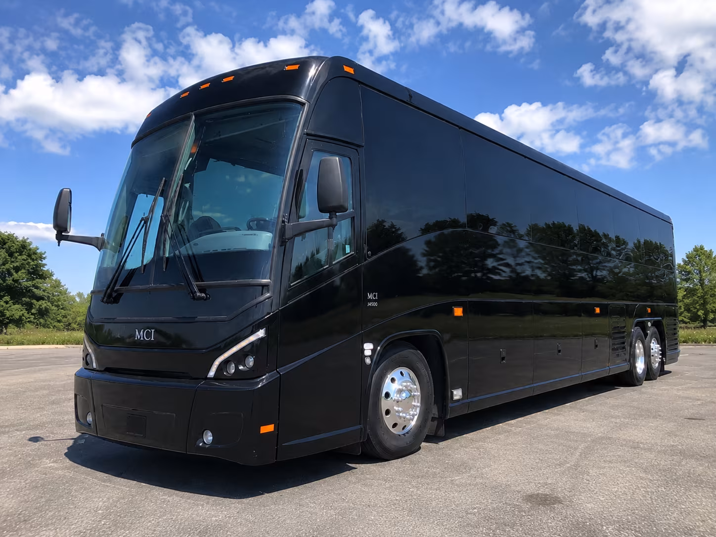compare winery tour and pub crawl buses for a perfect northern virginia night out